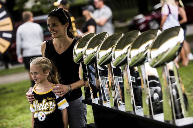 1871822_web1_gtr-steelersfest006-080319