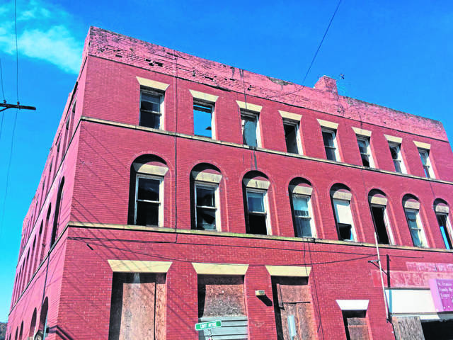 1873508_web1_gtr-Traffordbldg-102219