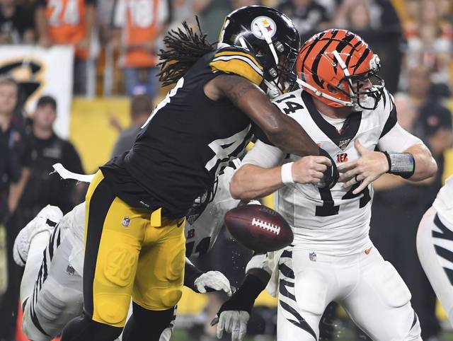 1880173_web1_gtr-Steelers08-100119