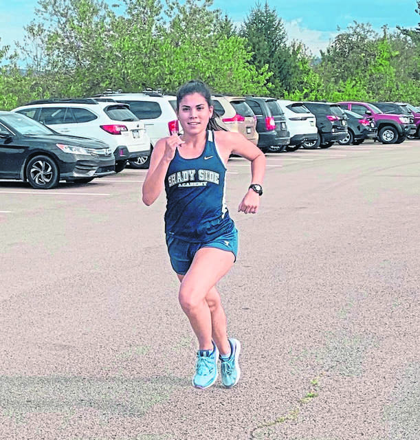 With help of senior captain, Shady Side Academy girls cross country has strong season