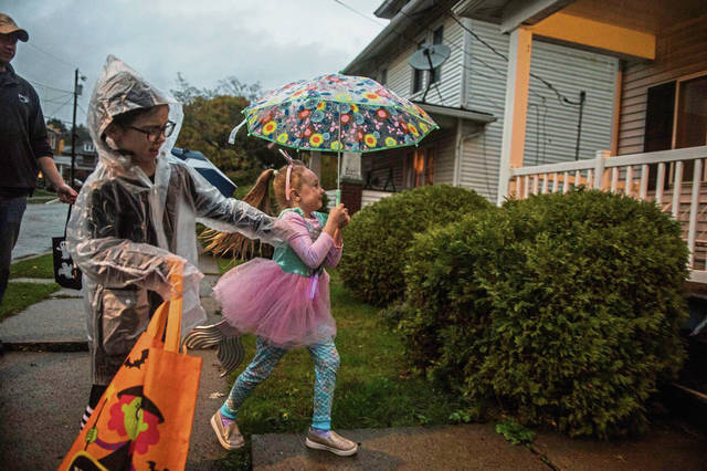 1882427_web1_GTR-Trickortreat-5-110119