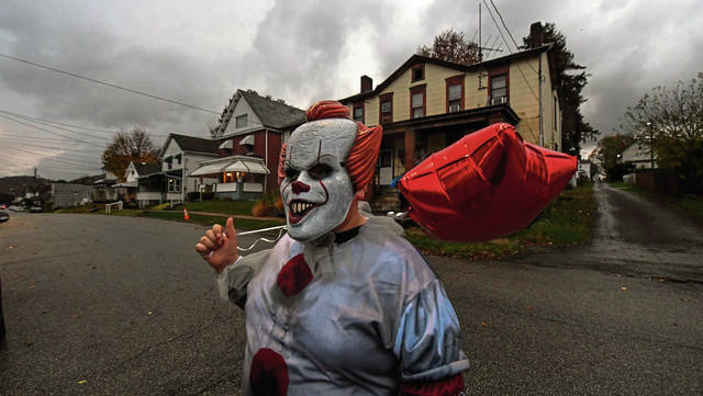 1882427_web1_VND-TrickOrTreat101-110119