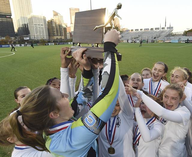 Shady Side Academy sneaks by GCC for 1st WPIAL girls soccer title since 2016