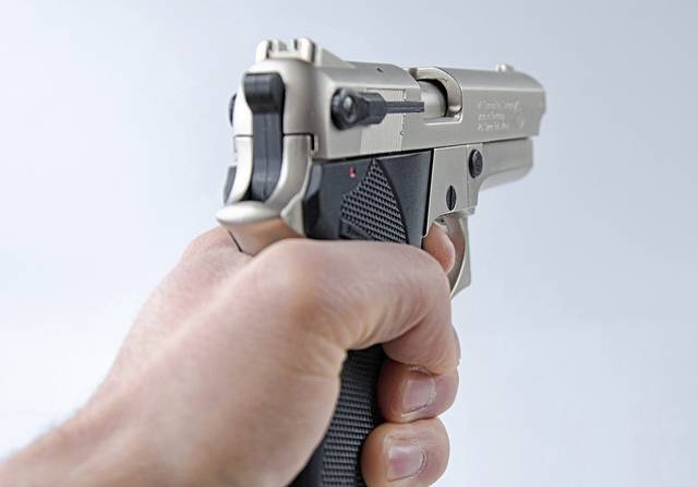 Felon arrested who allegedly shot 2 men trying to abduct his son