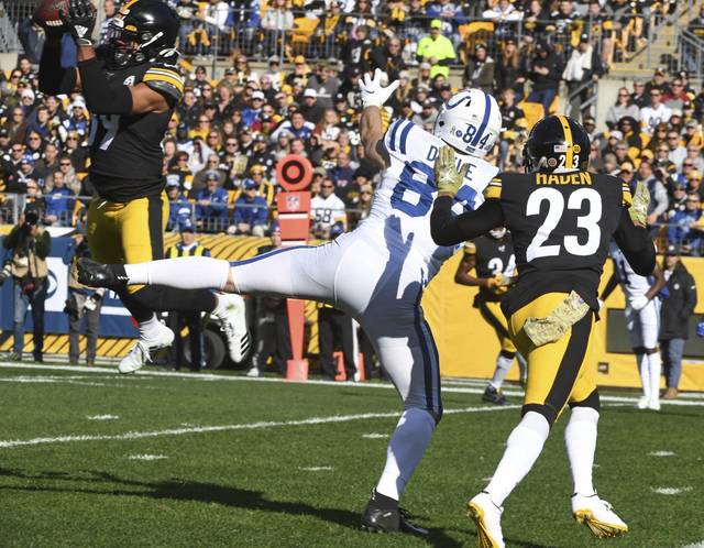 1894937_web1_gtr-Steelers02-110319