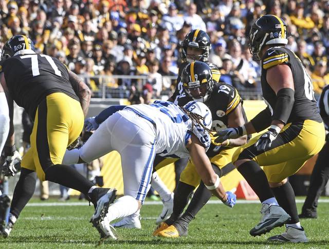 1894937_web1_gtr-Steelers03-110319