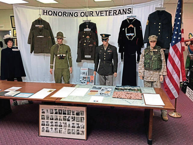 1899925_web1_gtr-LatVeteranShow2-110619