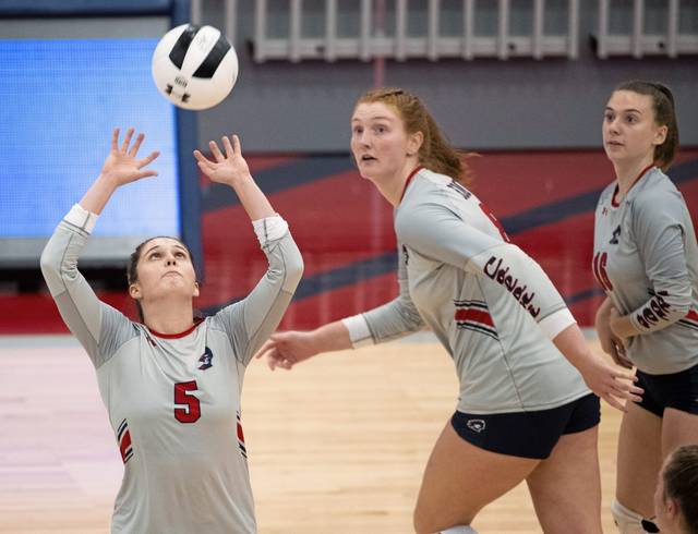 1917922_web1_ptr-RMUvolleyball2-110819