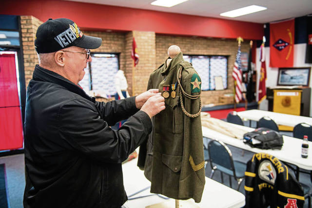 1920445_web1_vnd-VetUniform001-110919
