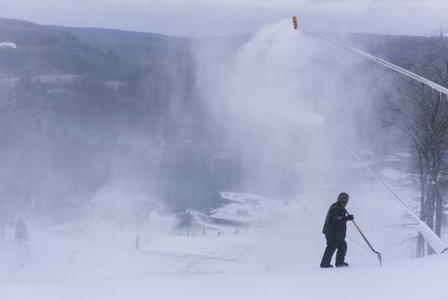 1920660_web1_gtr-lo-7Snow002-111518