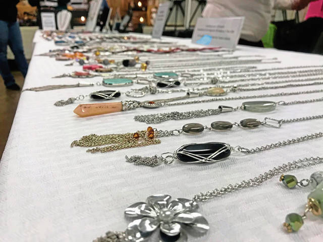1926425_web1_vnd-craftshow4-111119