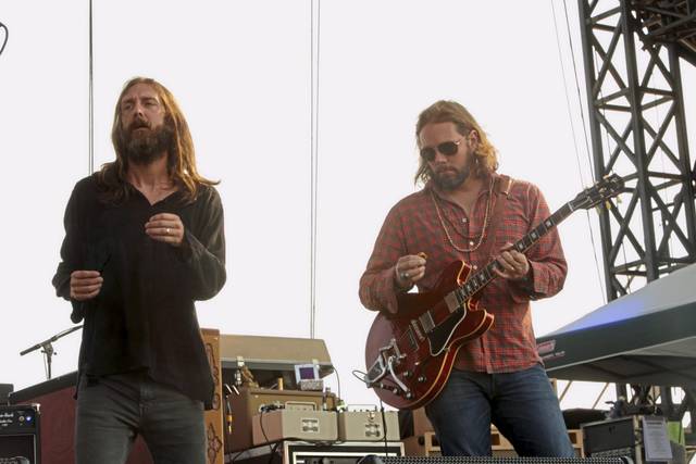 1928991_web1_gtr-liv-crowes-111219