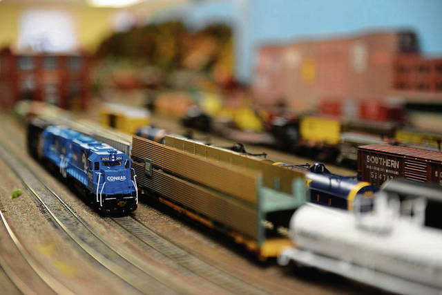 Nonprofit with Sewickley roots holds annual train show in Ambridge<span class="headline-video">Video <i class="fa-solid fa-circle-play"></i></span>