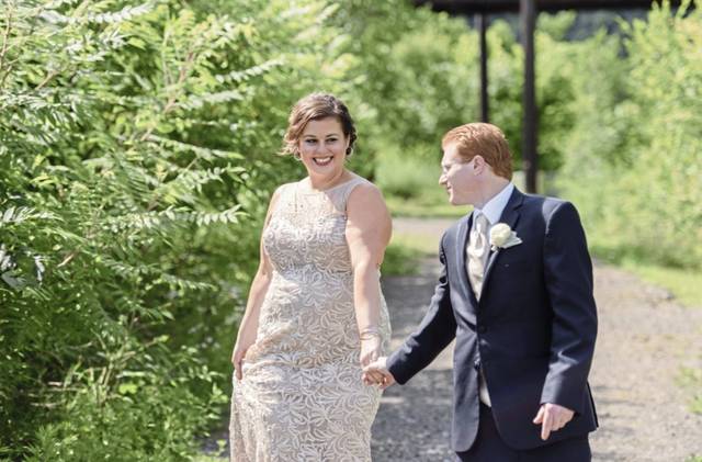 Saying ‘I do’ with a beautiful, budget-conscious wedding