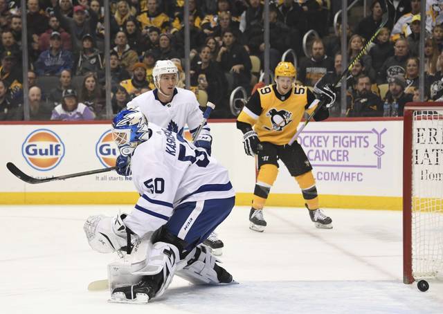 1952776_web1_gtr-Pens04-111719