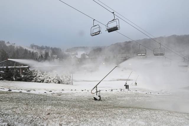 1963123_web1_gtr-Slopes2-112019