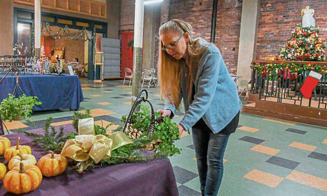 1973337_web1_vnd-VandNightMarket-112219