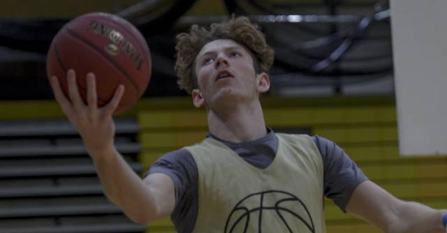 Strong senior cast has Highlands boys basketball thinking big