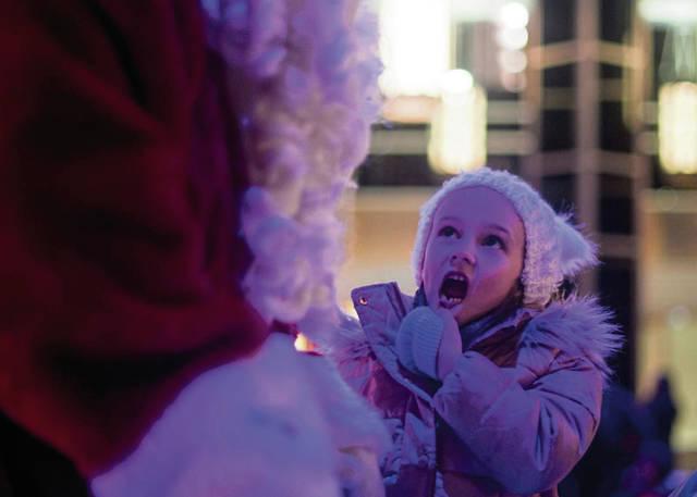 1979178_web1_PTR-LO-LightupNight17-112319