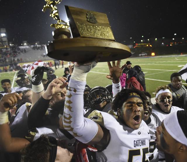 Gateway wins field-position battle with Peters Township for 7th WPIAL title<span class="headline-video">Video <i class="fa-solid fa-circle-play"></i></span>