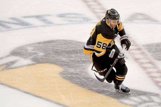 Kris Letang returns to Penguins practice