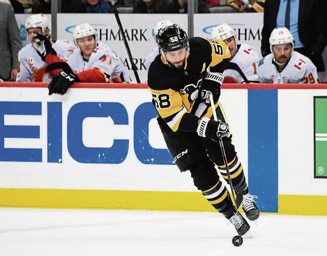 1987724_web1_gtr-Pens04-112619