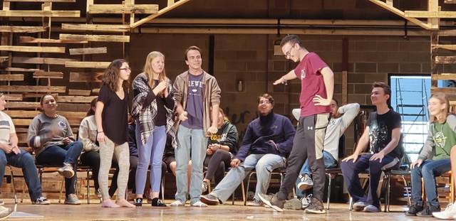 1988552_web1_sig-ourtown-120519