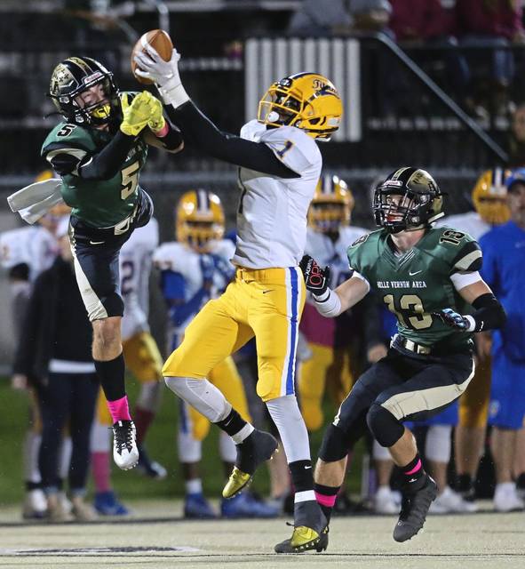 WPIAL bans West Mifflin from 2020 football playoffs for using ineligible player<span class="headline-video">Video <i class="fa-solid fa-circle-play"></i></span>