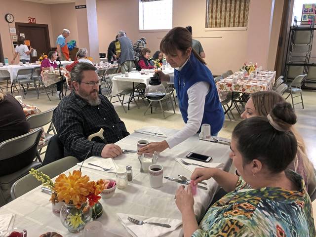 1993853_web1_vnd-thanksgivingmeals5-112919