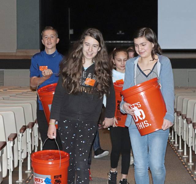 Hampton Middle School students take part in ‘Be the Change’ day