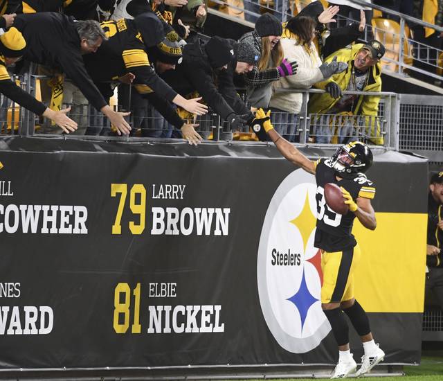 2002253_web1_gtr-Steelers06-111119