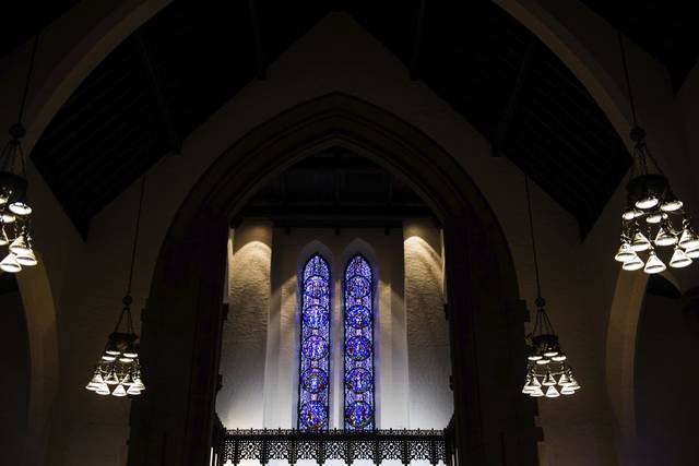 1656887_web1_gtr-FirstPresbyplque002-120409