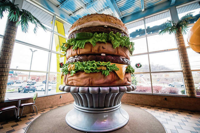 1947319_web1_gtr-BigMac005-120819