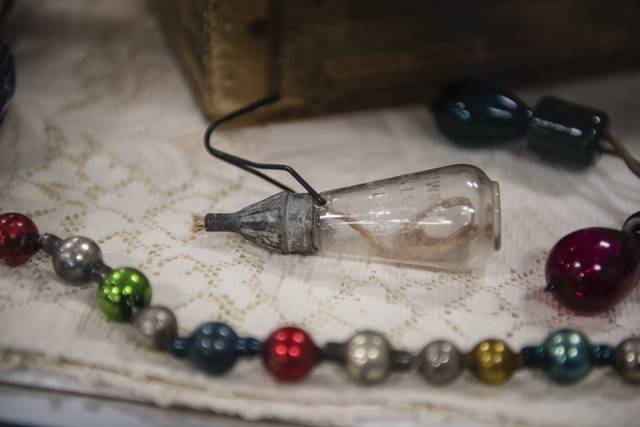 1972511_web1_gtr-liglights004-112819