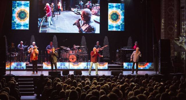 1997303_web1_gtr-liv-oakridgeboys4-120719 1997303_web1_gtr-liv-oakridgeboys4-120719