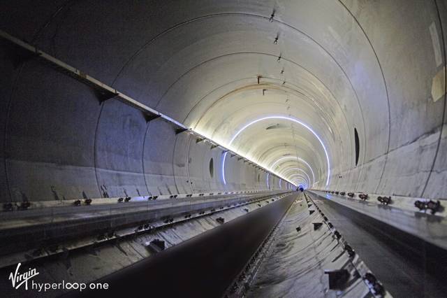 2004484_web1_ptr-hyperloop-120219