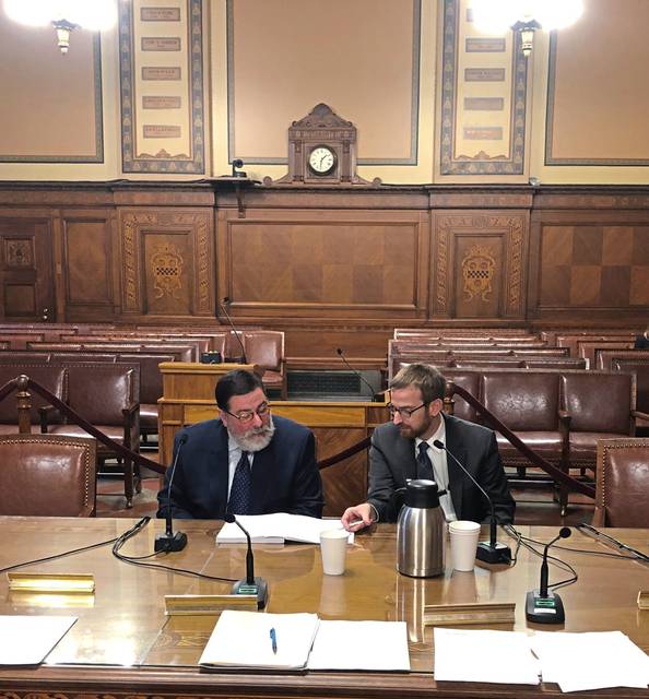 2016286_web1_peduto-and-gilman
