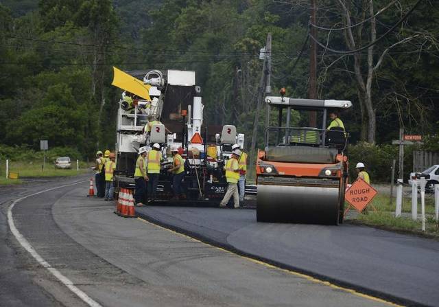 Cemetery Road in Ross down to single lane for paving