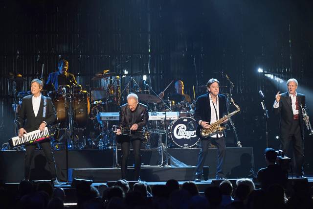 2018016_web1_gtr-liv-chicago-120419