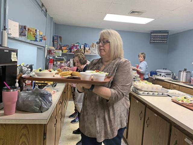 2027767_web1_gtr-teafundraiser