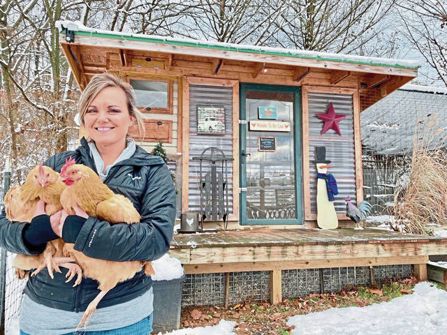 2028525_web1_vnd-fancyfowl001-120919