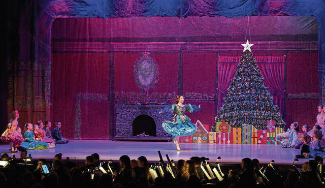 2034116_web1_gtr-OA-nutcracker1-121619