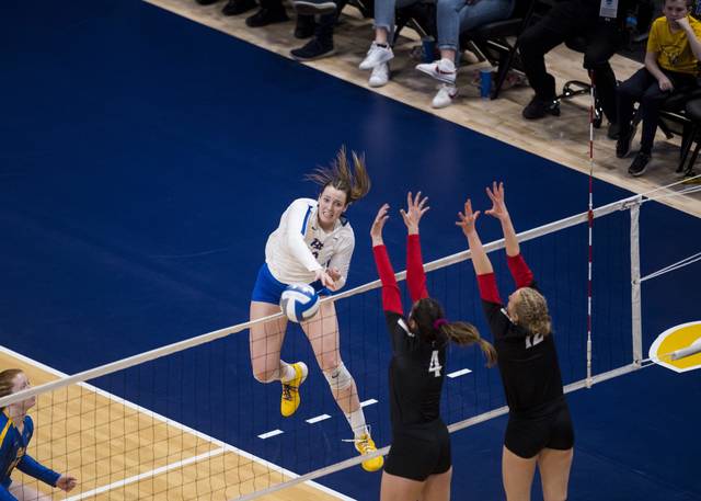 2039009_web1_gtr-Pittvolley09-120819