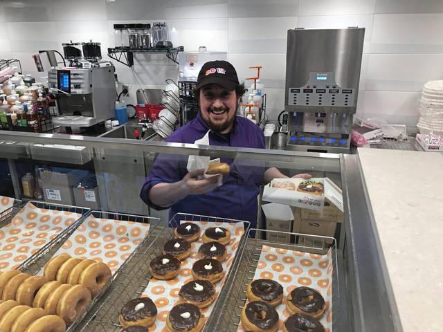 2045050_web1_PTR-DUNKIN-2