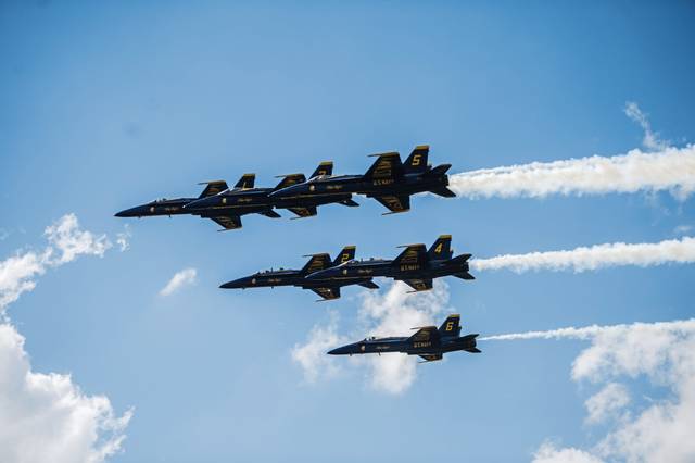 2049311_web1_gtr-tk-planner-airshow-051619