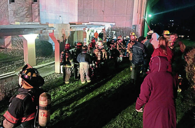 2051526_web1_gtr-scottdalefire2-121119