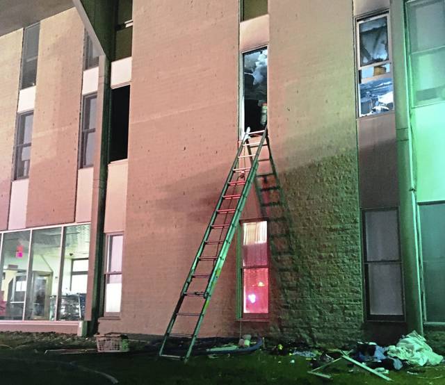 2051526_web1_gtr-scottdalefire3-121119