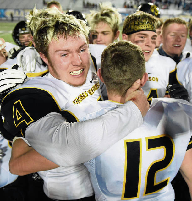 Thomas Jefferson caps dream season with program’s 4th PIAA football title