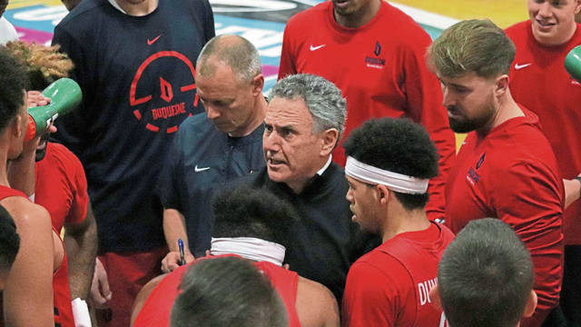 2057487_web1_ptr-DuquesneMBB4-112819