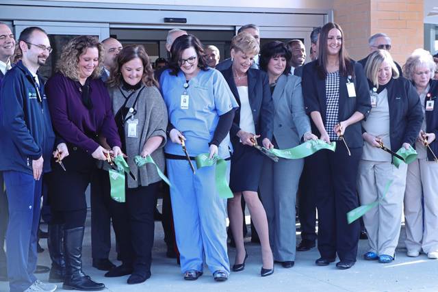 Allegheny Health Network cuts the ribbon on new neighborhood ‘mini’ hospital in McCandless<span class="headline-video">Video <i class="fa-solid fa-circle-play"></i></span>